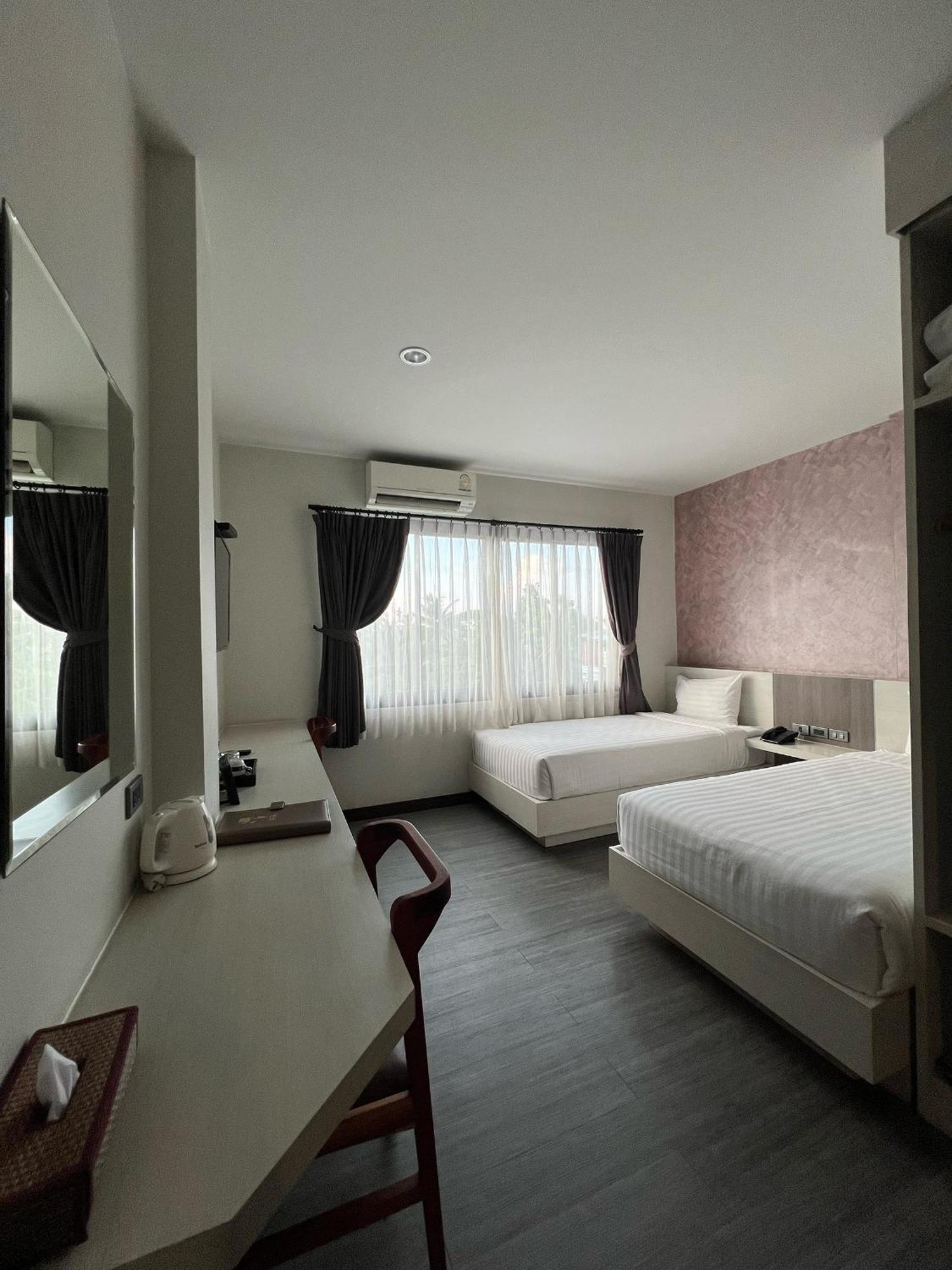 โซคูล แกรนด์ โฮเทล  Hotel นางรอง ภายนอก รูปภาพ